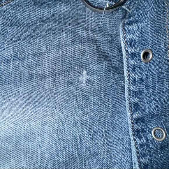 Almost famous Cotton Blend Spandex Jean Mini Skirt distressed light wash size M - Picture 6 of 8